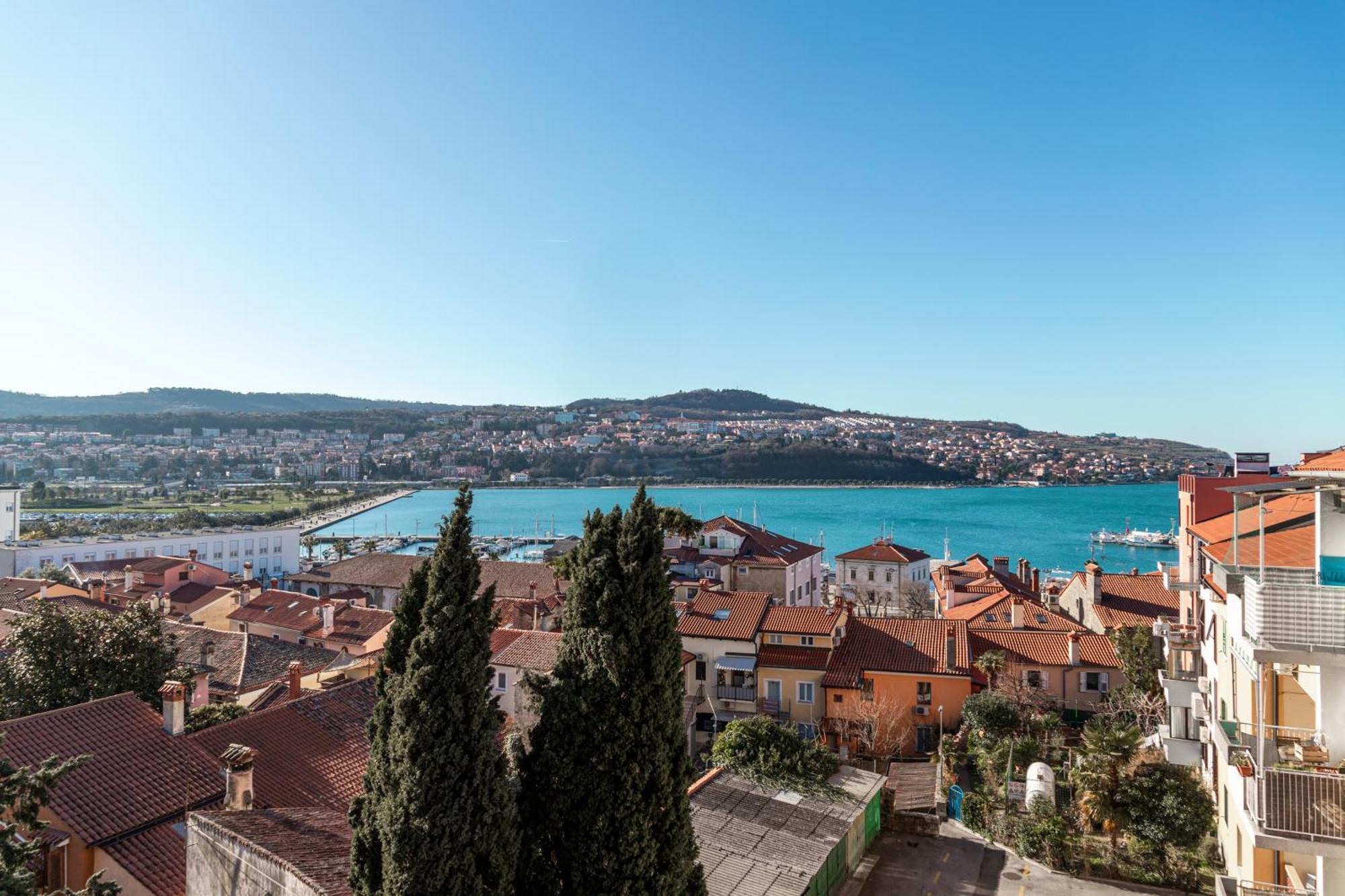Koper Seaside Residence Eksteriør billede